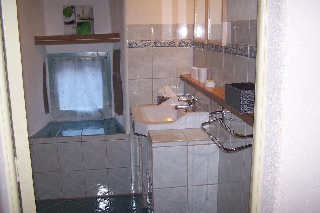 Salomony Chambre D'Hotes Marcols-les-Eaux Szoba fotó