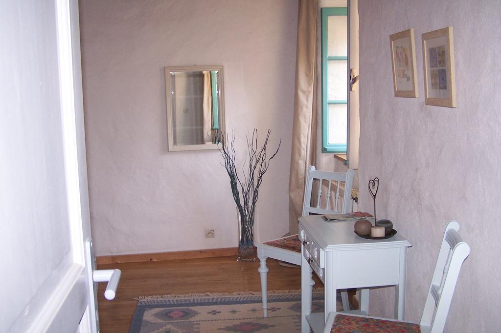 Salomony Chambre D'Hotes Marcols-les-Eaux Szoba fotó