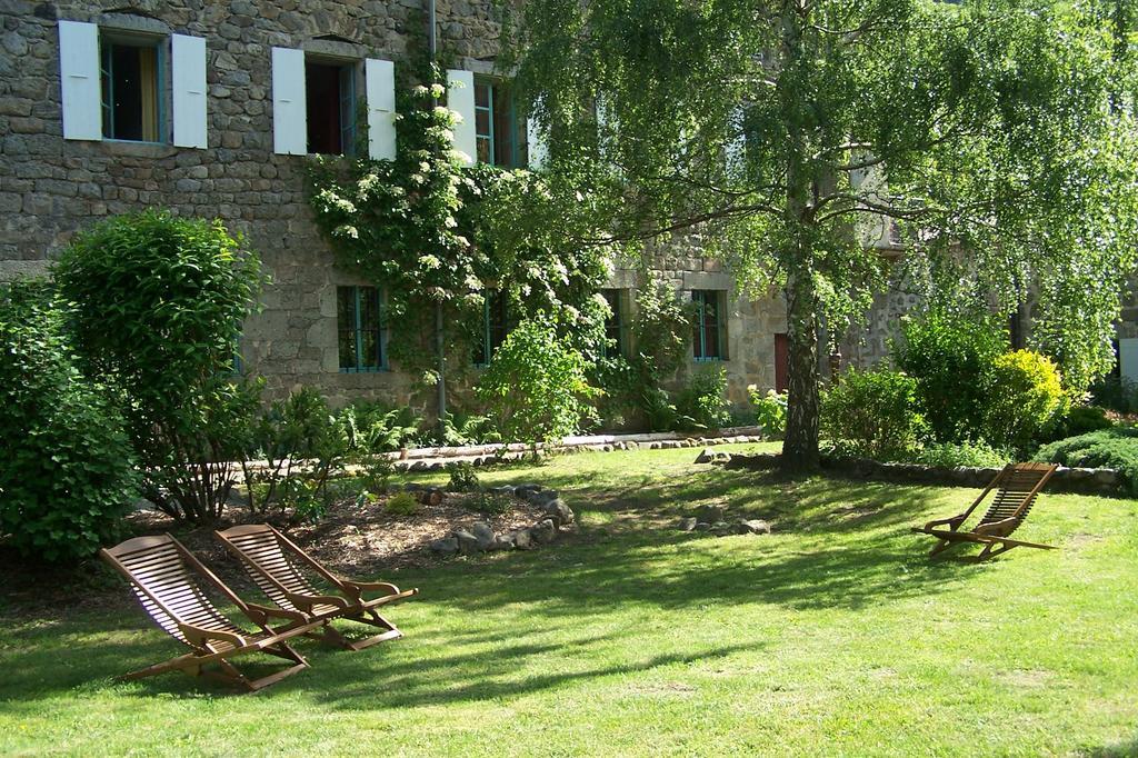 Salomony Chambre D'Hotes Marcols-les-Eaux Kültér fotó