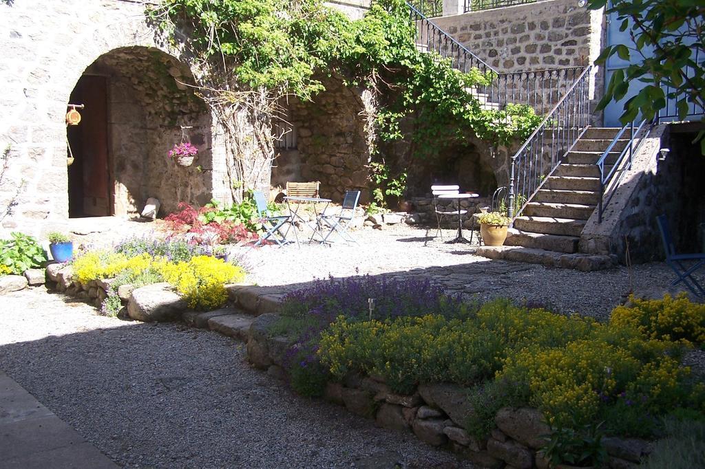 Salomony Chambre D'Hotes Marcols-les-Eaux Kültér fotó